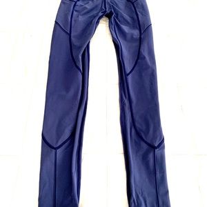 Lululemon All The Right Places size 4-28” inseam